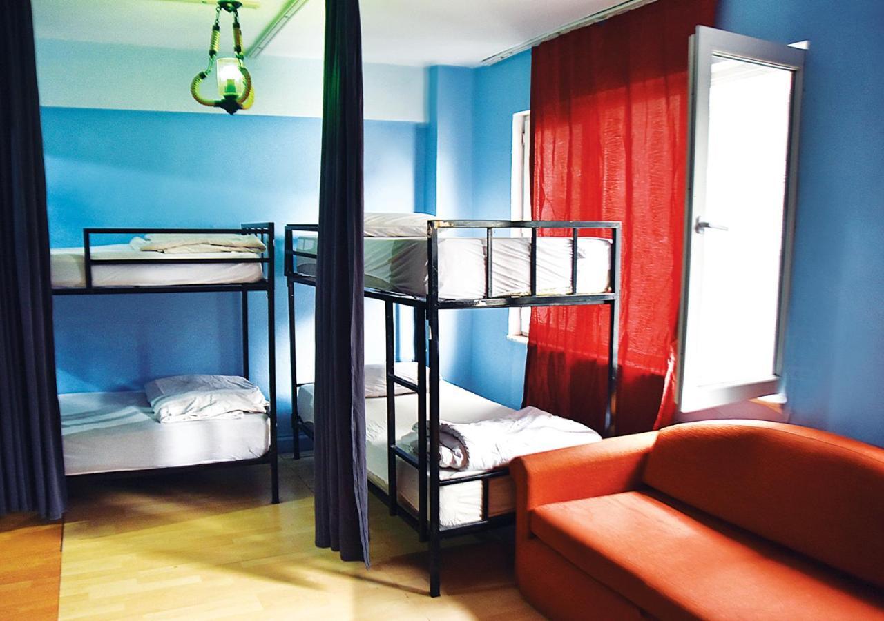 Nostalji Hostel Istanbul Exterior photo